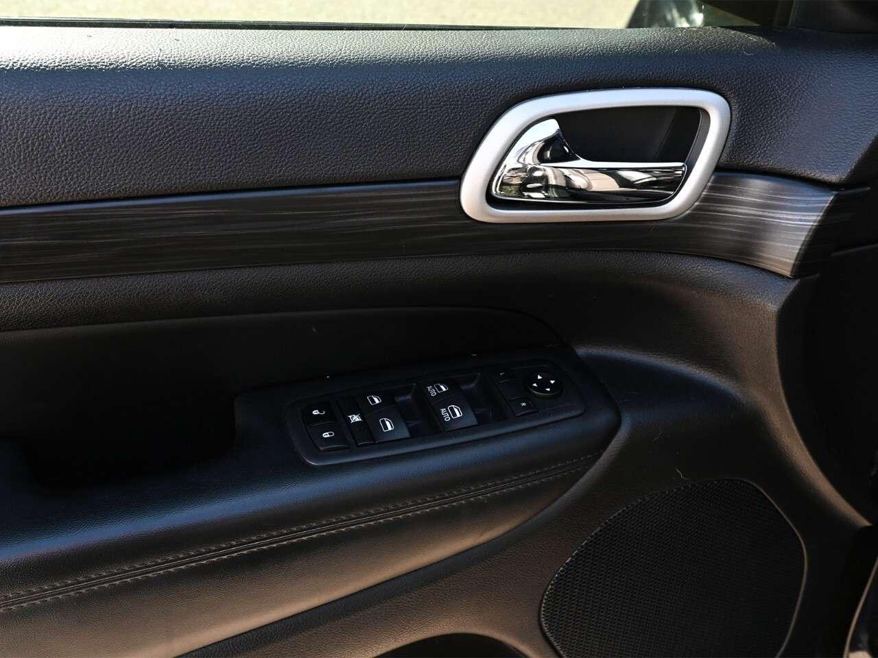 2020 Jeep Grand Cherokee ALTITUDE 4X4 Photo