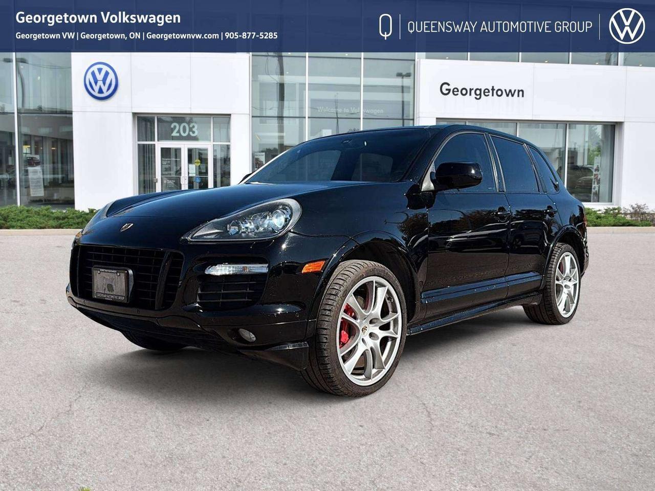 2010 Porsche Cayenne GTS Photo
