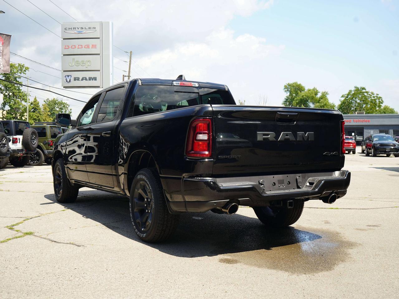 2026 RAM 1500 SPORT LEVEL EQUIPMENT, DUAL SUNROOF Photo