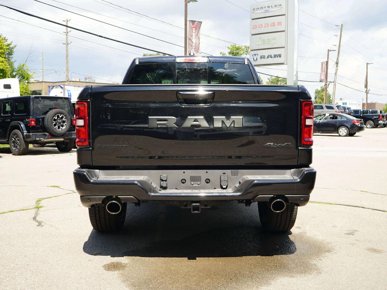 2026 RAM 1500 SPORT LEVEL EQUIPMENT, DUAL SUNROOF Photo