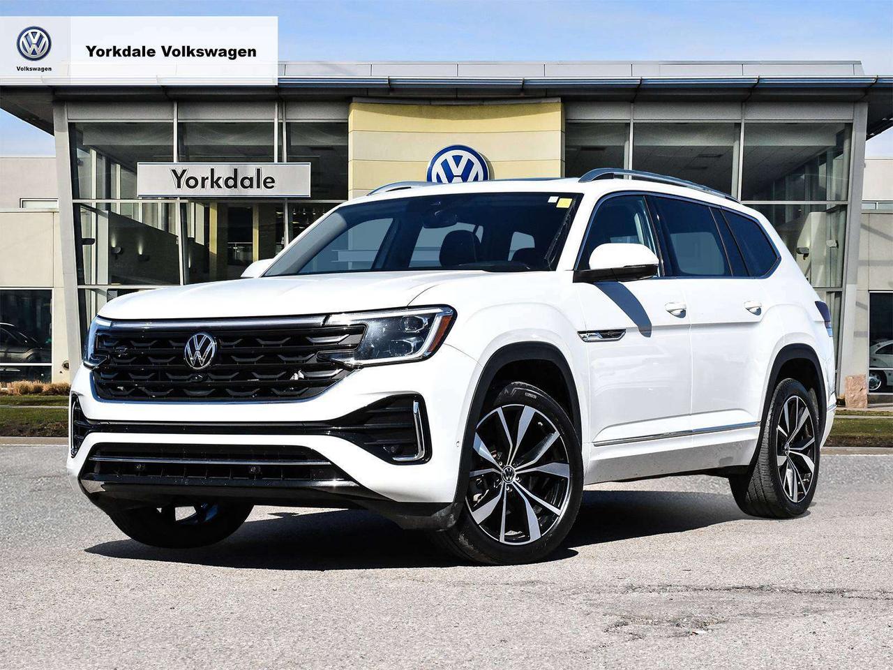 2024 Volkswagen Atlas EXECLINE Photo