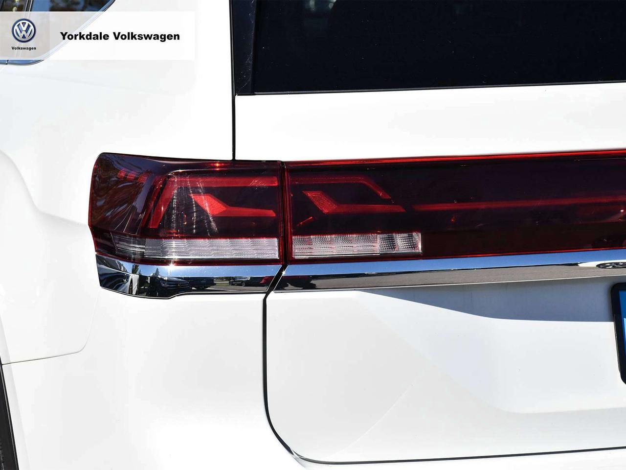 2024 Volkswagen Atlas EXECLINE Photo