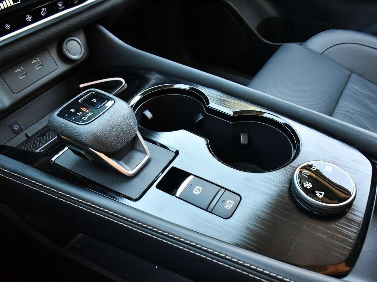 2026 Nissan Rogue EXECUTIVE DEMO, FULLY LOADED, BOSE AUDIO Photo