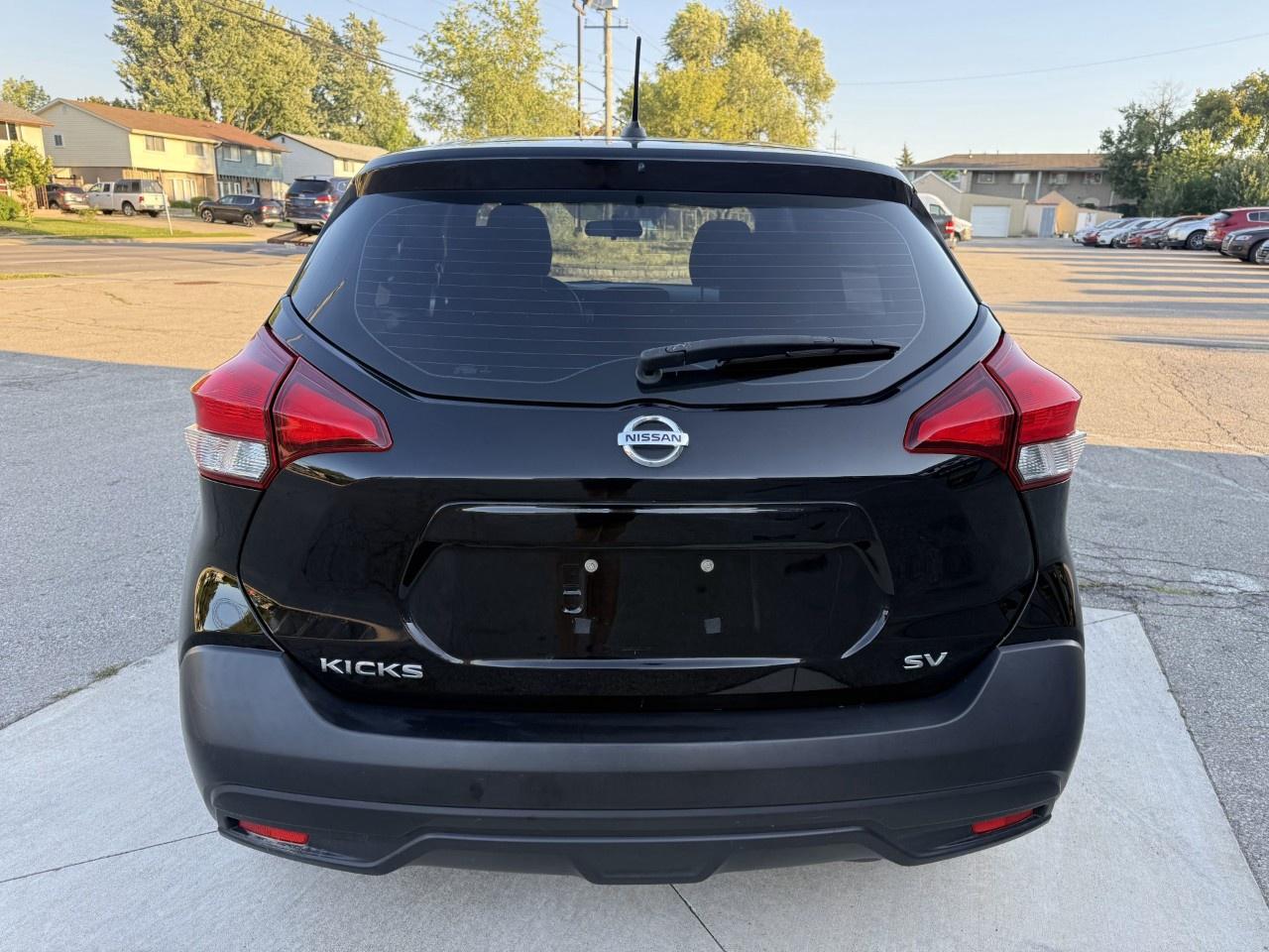 2018 Nissan Kicks S FWD Photo