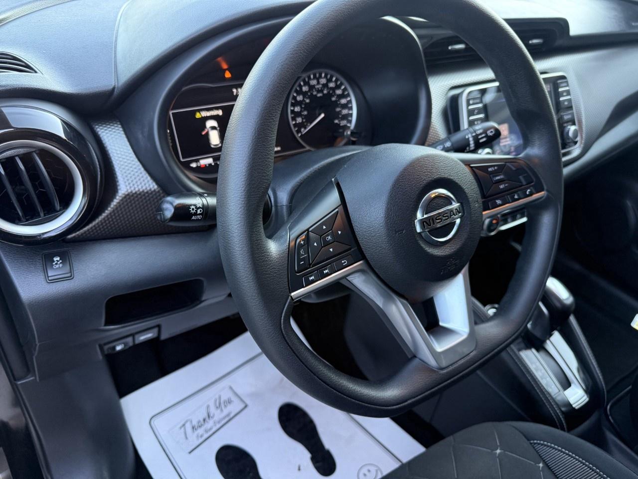 2018 Nissan Kicks S FWD Photo