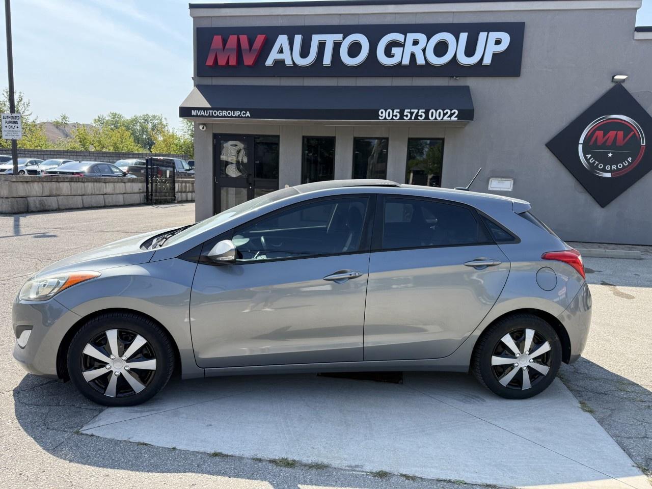 2016 Hyundai Elantra GT 5dr HB Man GLS Photo1