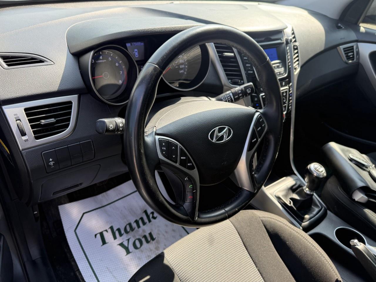 2016 Hyundai Elantra GT 5dr HB Man GLS Photo