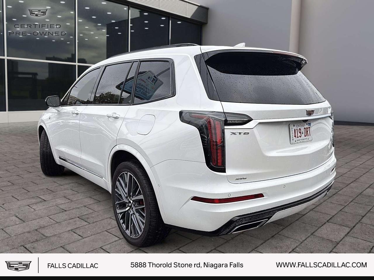 2025 Cadillac XT6 Sport NAV,SUNROOF,LEATHER Photo
