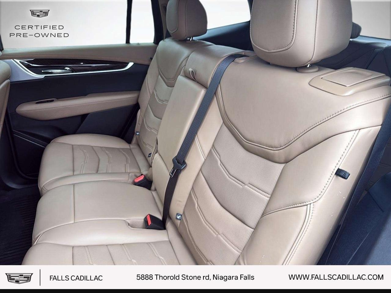 2025 Cadillac XT6 Sport NAV,SUNROOF,LEATHER Photo