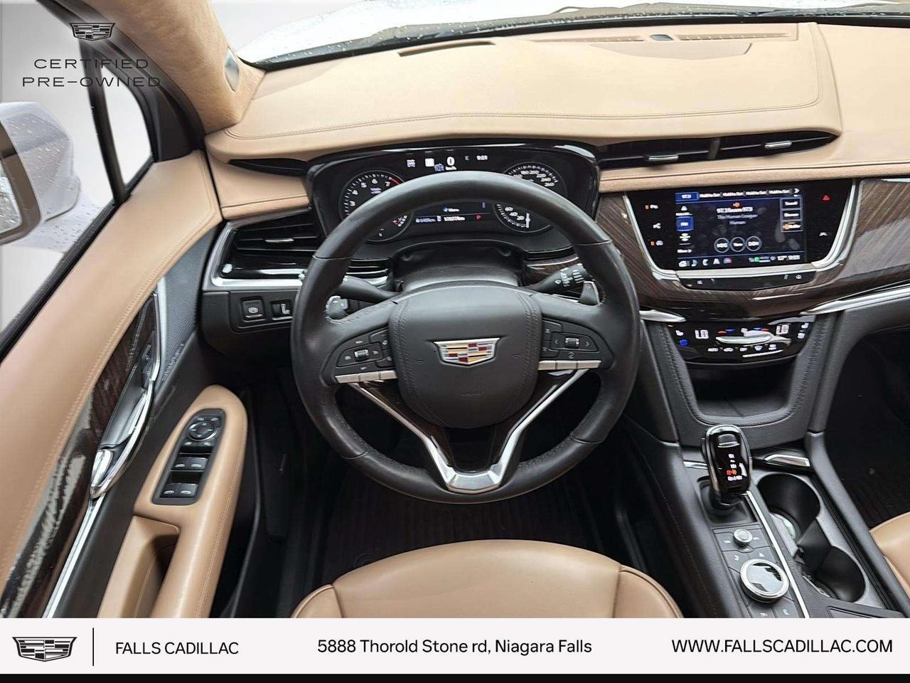2025 Cadillac XT6 Sport NAV,SUNROOF,LEATHER Photo