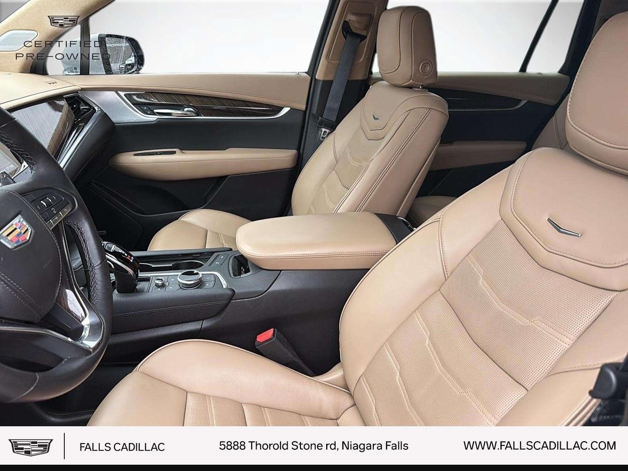 2025 Cadillac XT6 Sport NAV,SUNROOF,LEATHER Photo