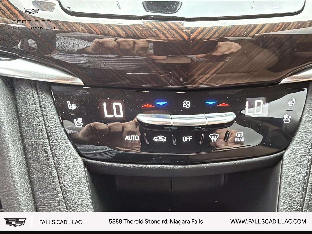 2025 Cadillac XT6 Sport NAV,SUNROOF,LEATHER Photo
