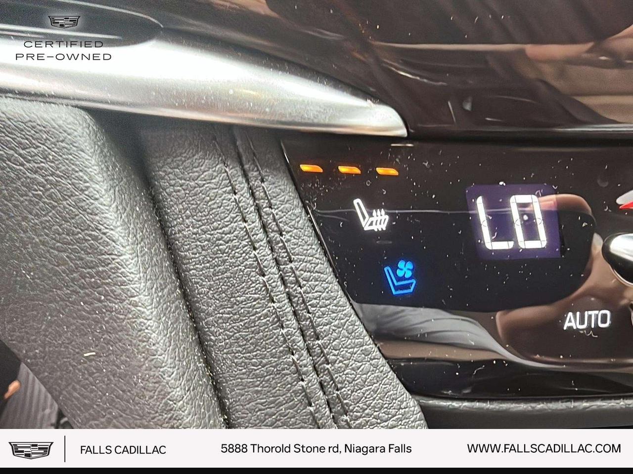 2025 Cadillac XT6 Sport NAV,SUNROOF,LEATHER Photo