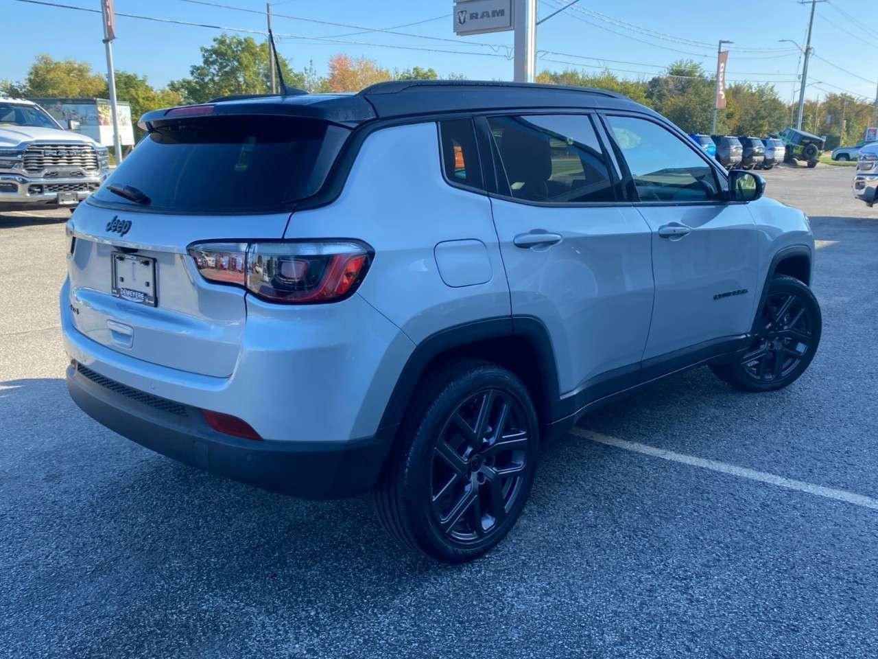 2026 Jeep Compass Limited 4X4 Photo4