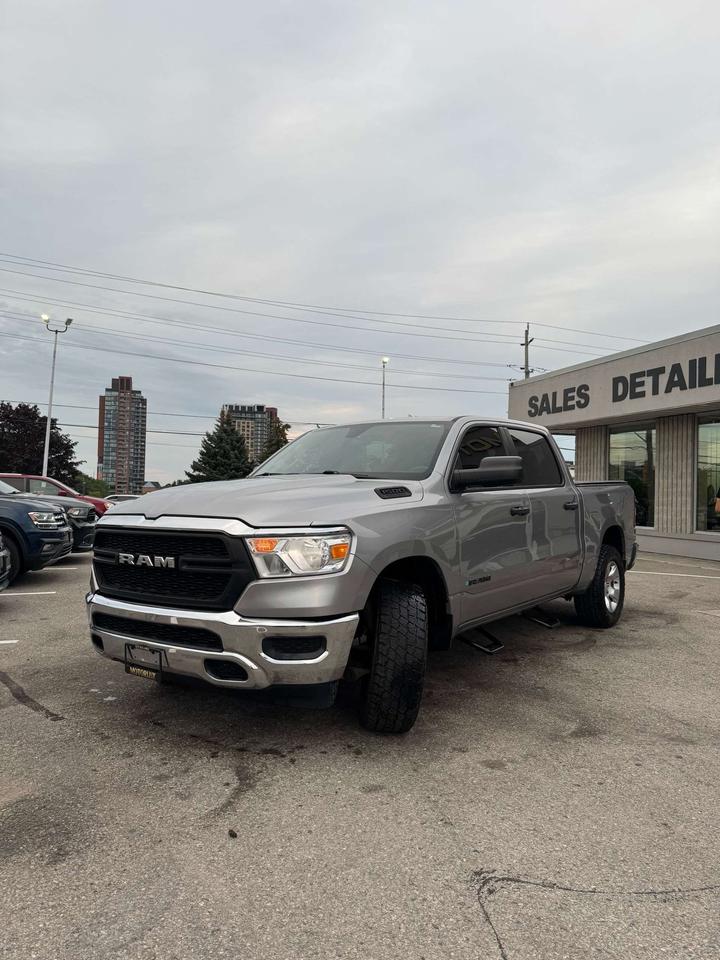 2019 RAM 1500 Tradesman 4x4 Crew Cab 5'7 Box Photo3