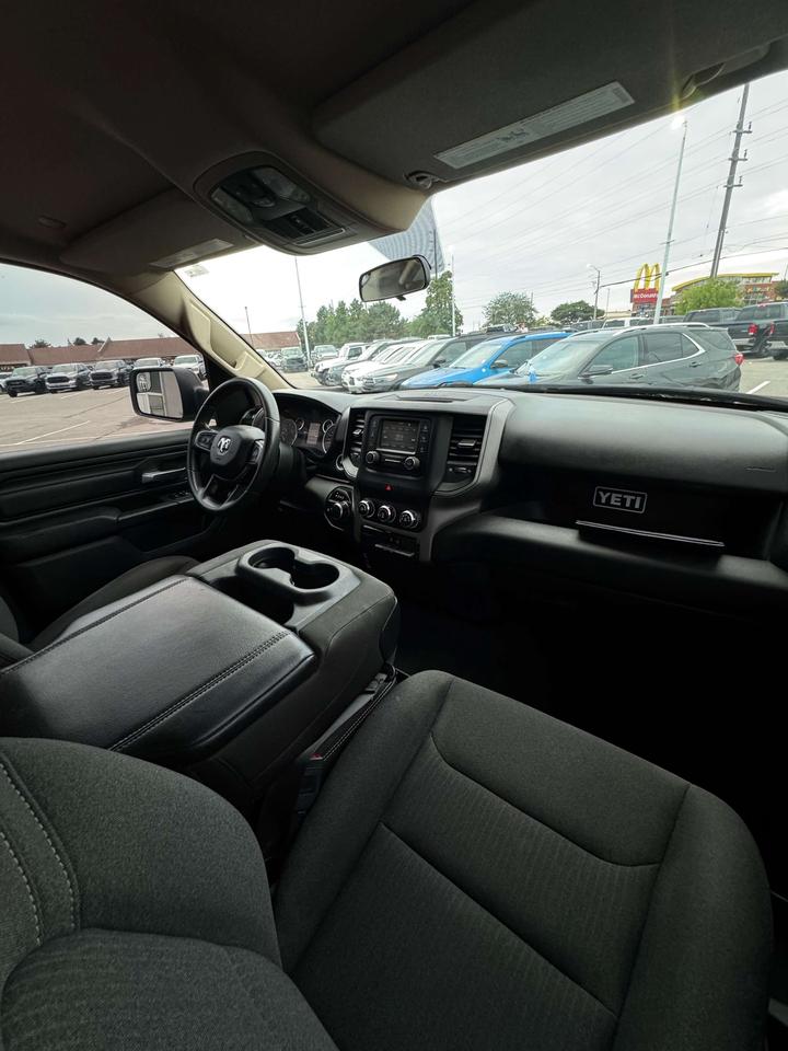 2019 RAM 1500 Tradesman 4x4 Crew Cab 5'7 Box Photo