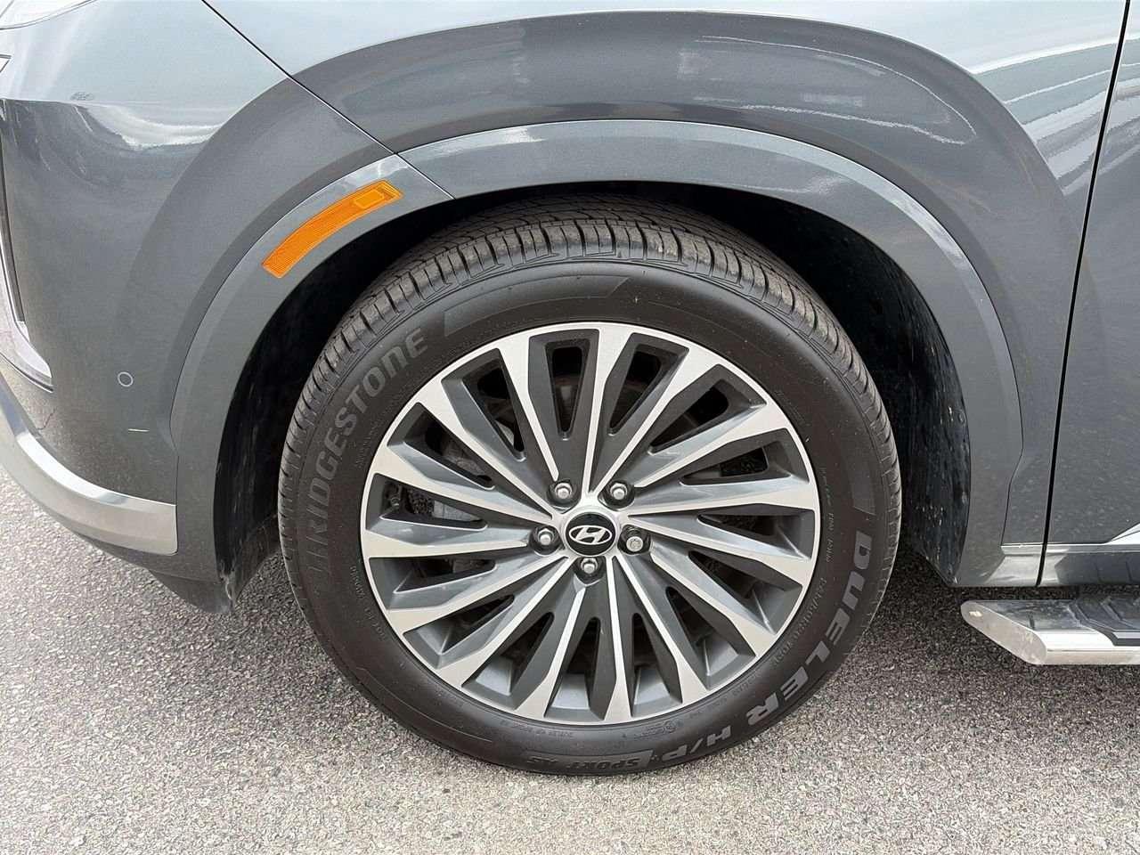 2025 Hyundai PALISADE Ultimate Calligraphy 7-PASS ONE OWNER   NO ACCIDENTS   LOW KMS   REMOTE START PARKING ASSIST   360 CAM   HARMAN KARDON SP Photo