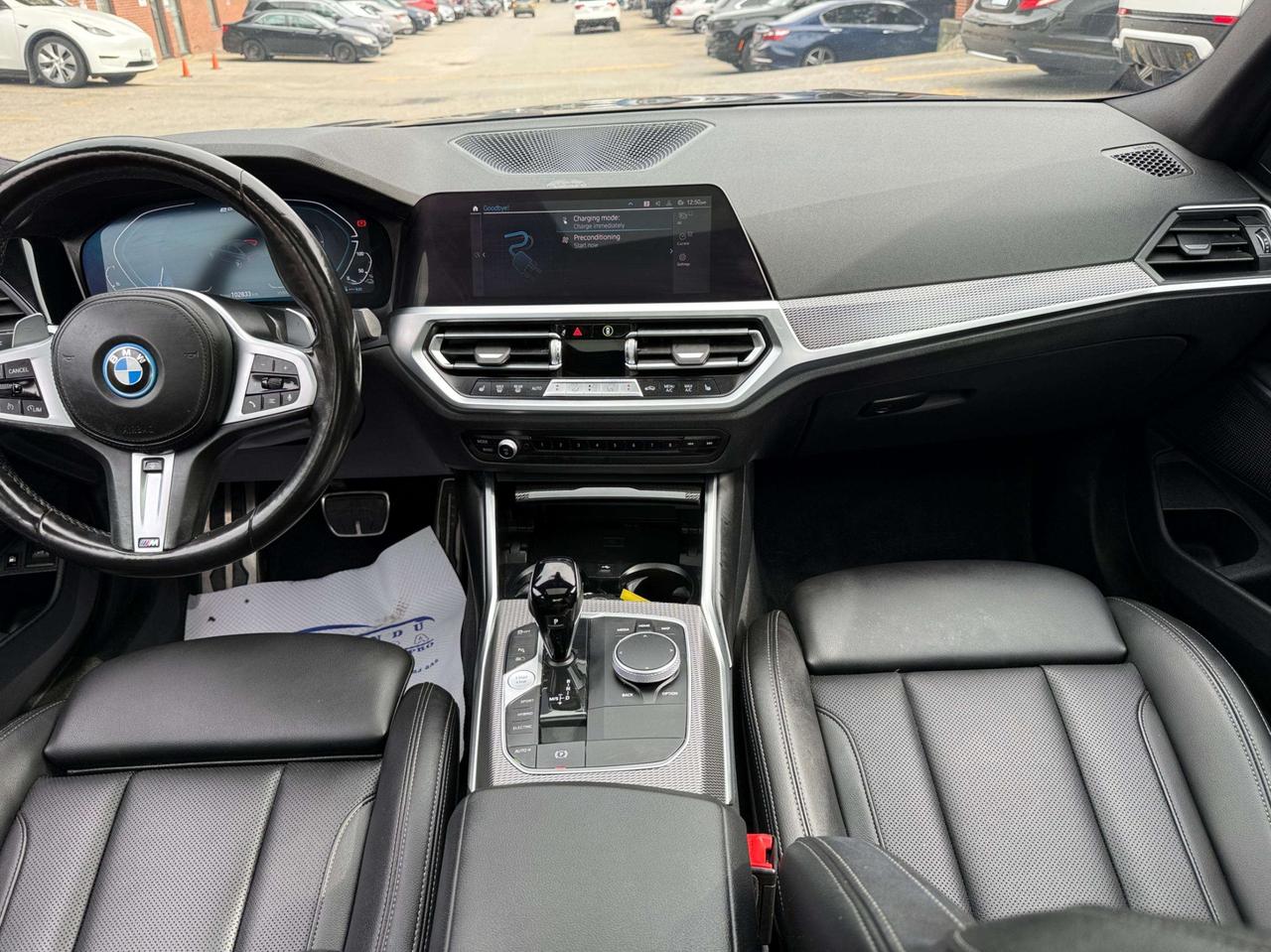 2022 BMW 3 Series 330e xDrive Plug-In Hybrid, M-sport package Photo