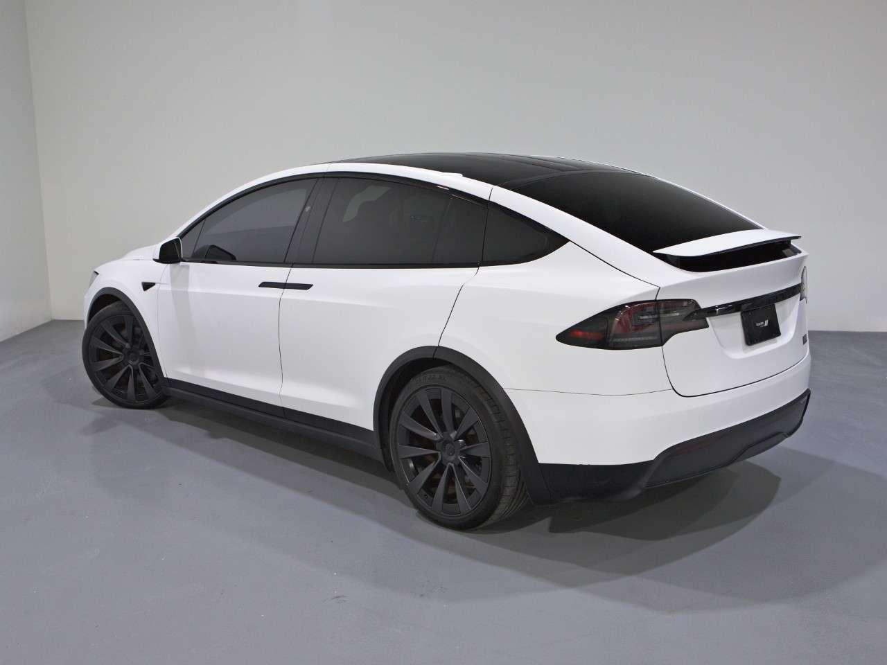 2022 Tesla Model X Plaid AWD Photo