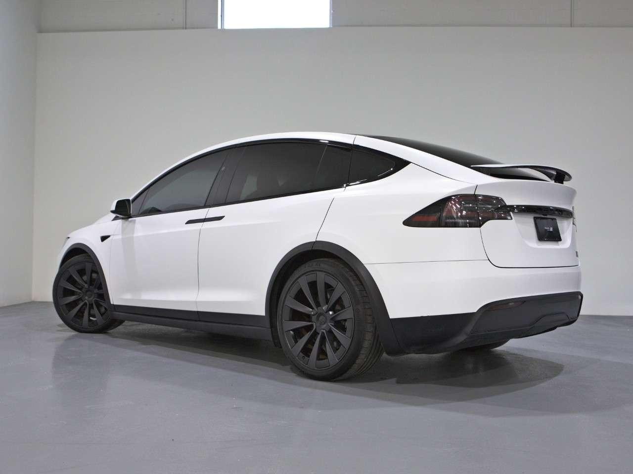 2022 Tesla Model X Plaid AWD Photo