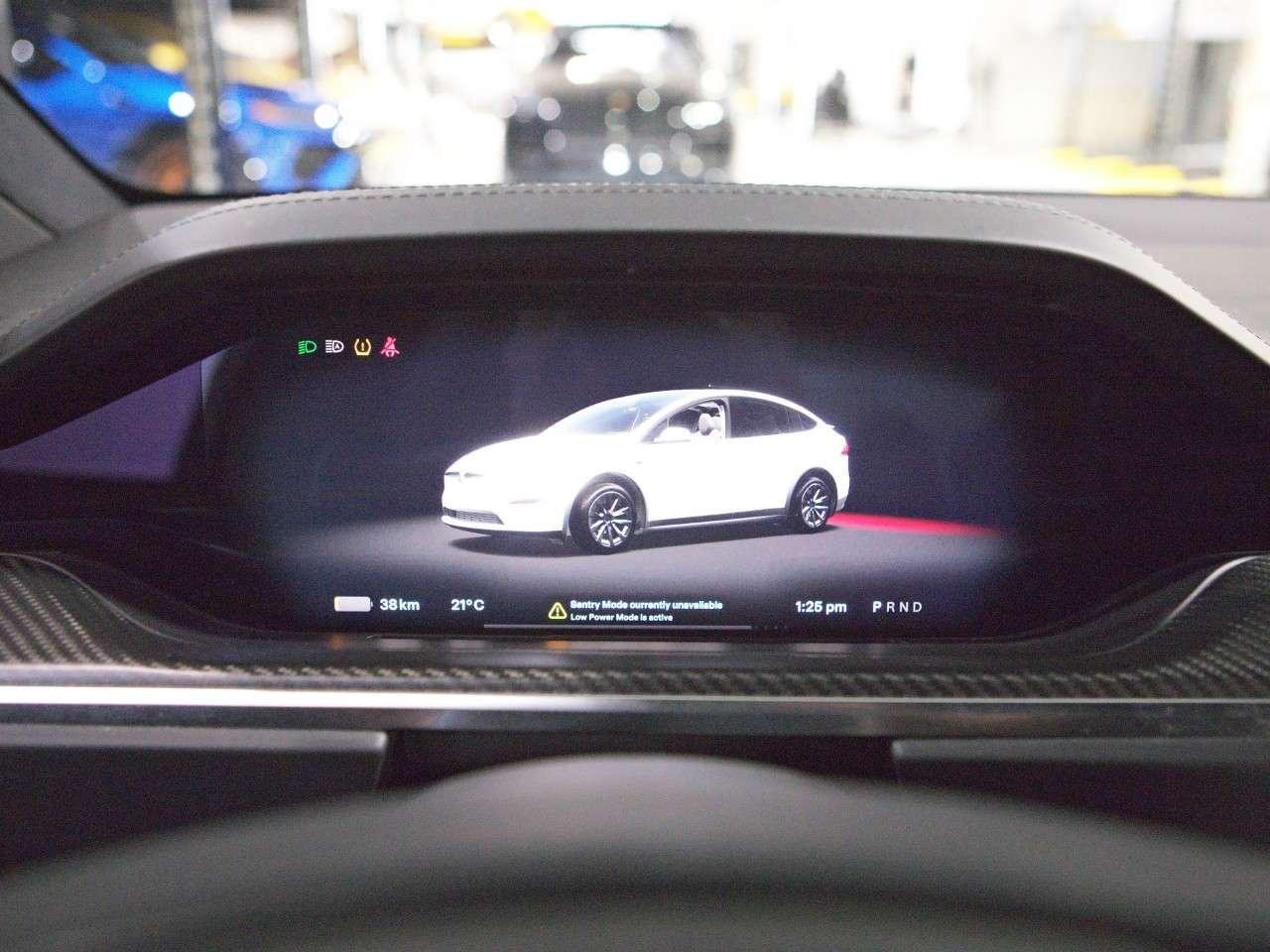 2022 Tesla Model X Plaid AWD Photo
