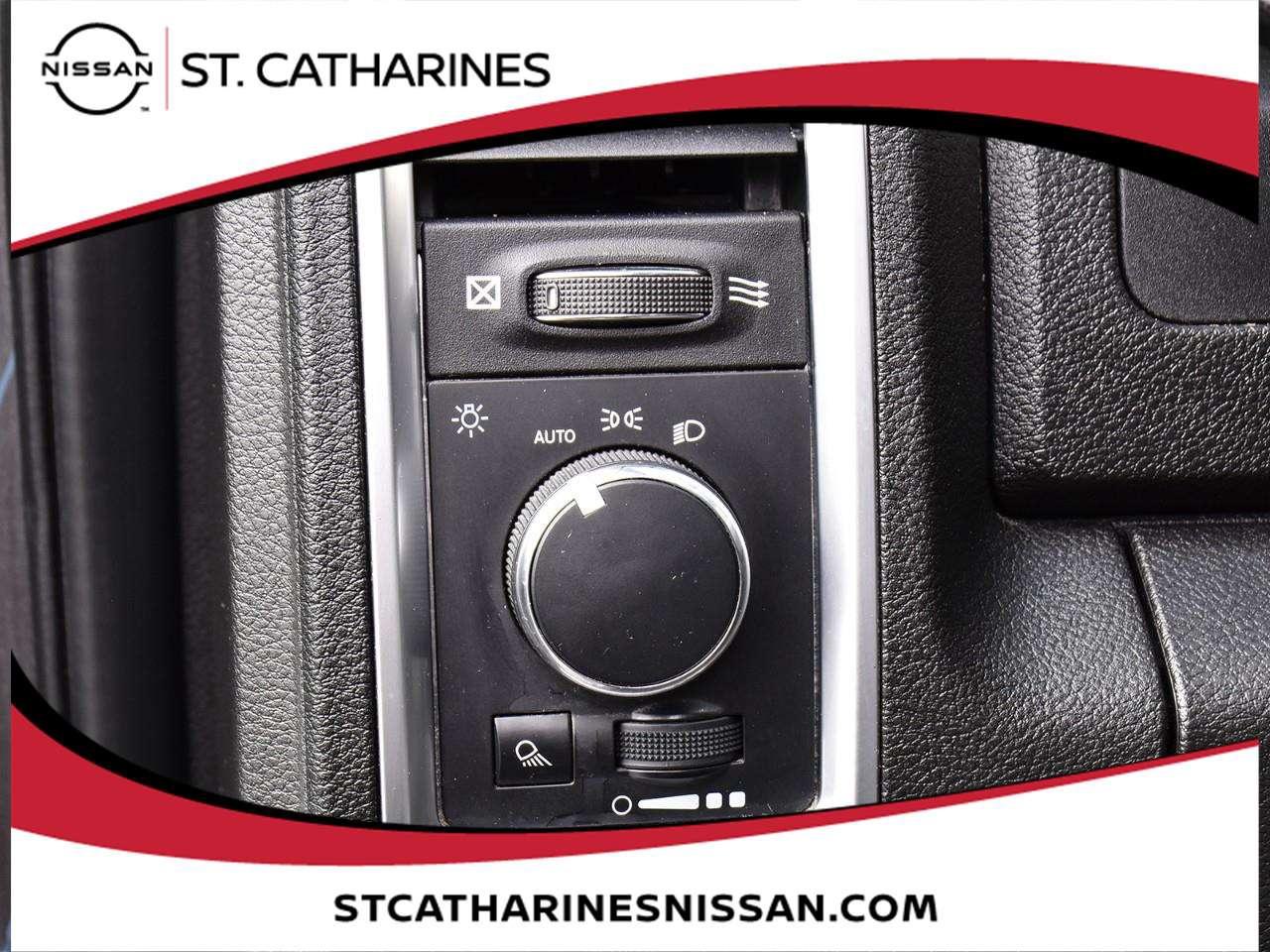 2023 RAM 1500 SLT Photo