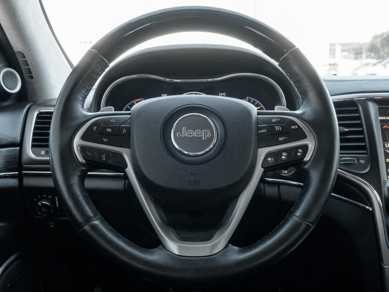 2017 Jeep Grand Cherokee Summit 4dr 4x4 Photo