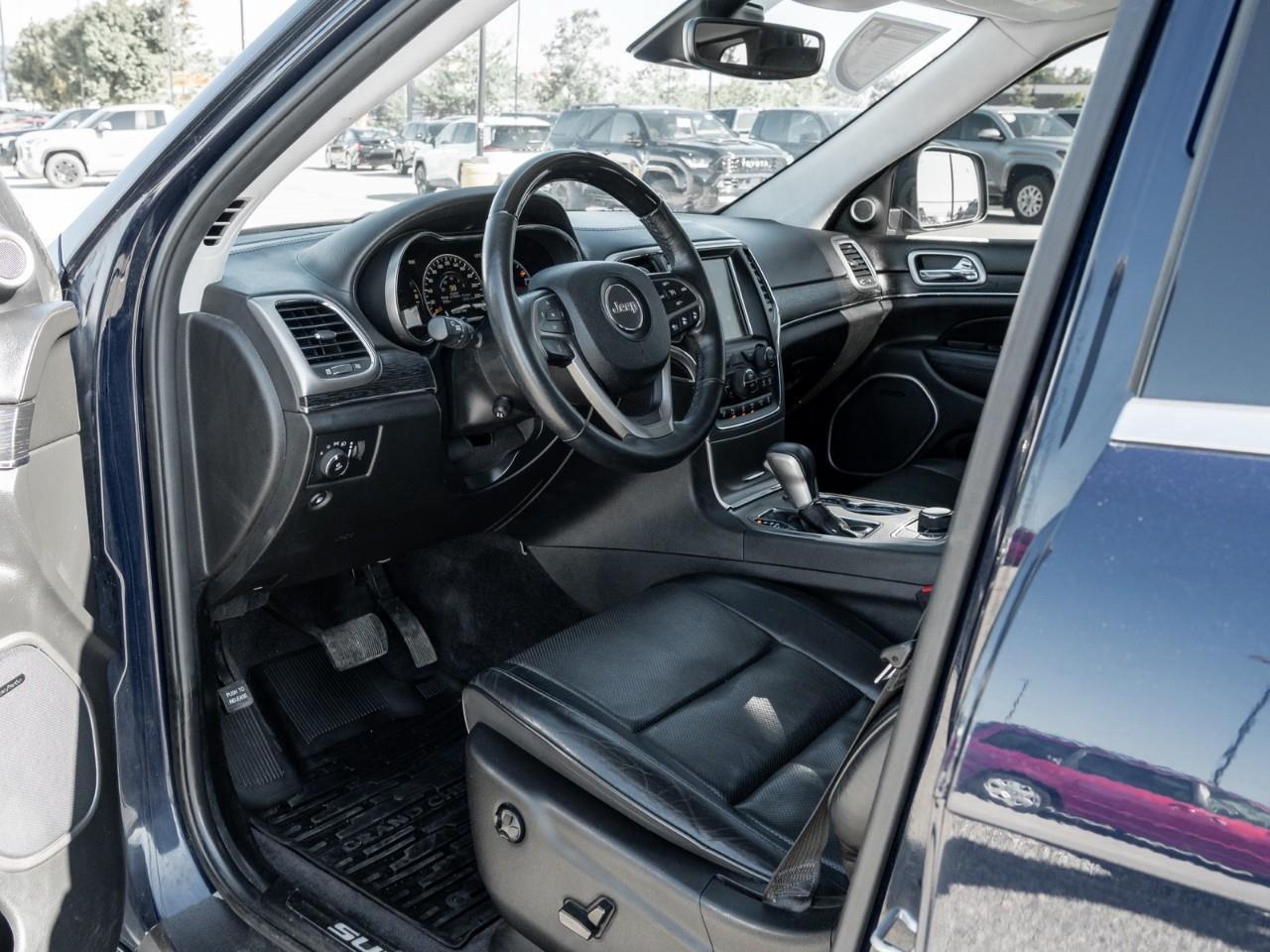 2017 Jeep Grand Cherokee Summit 4dr 4x4 Photo