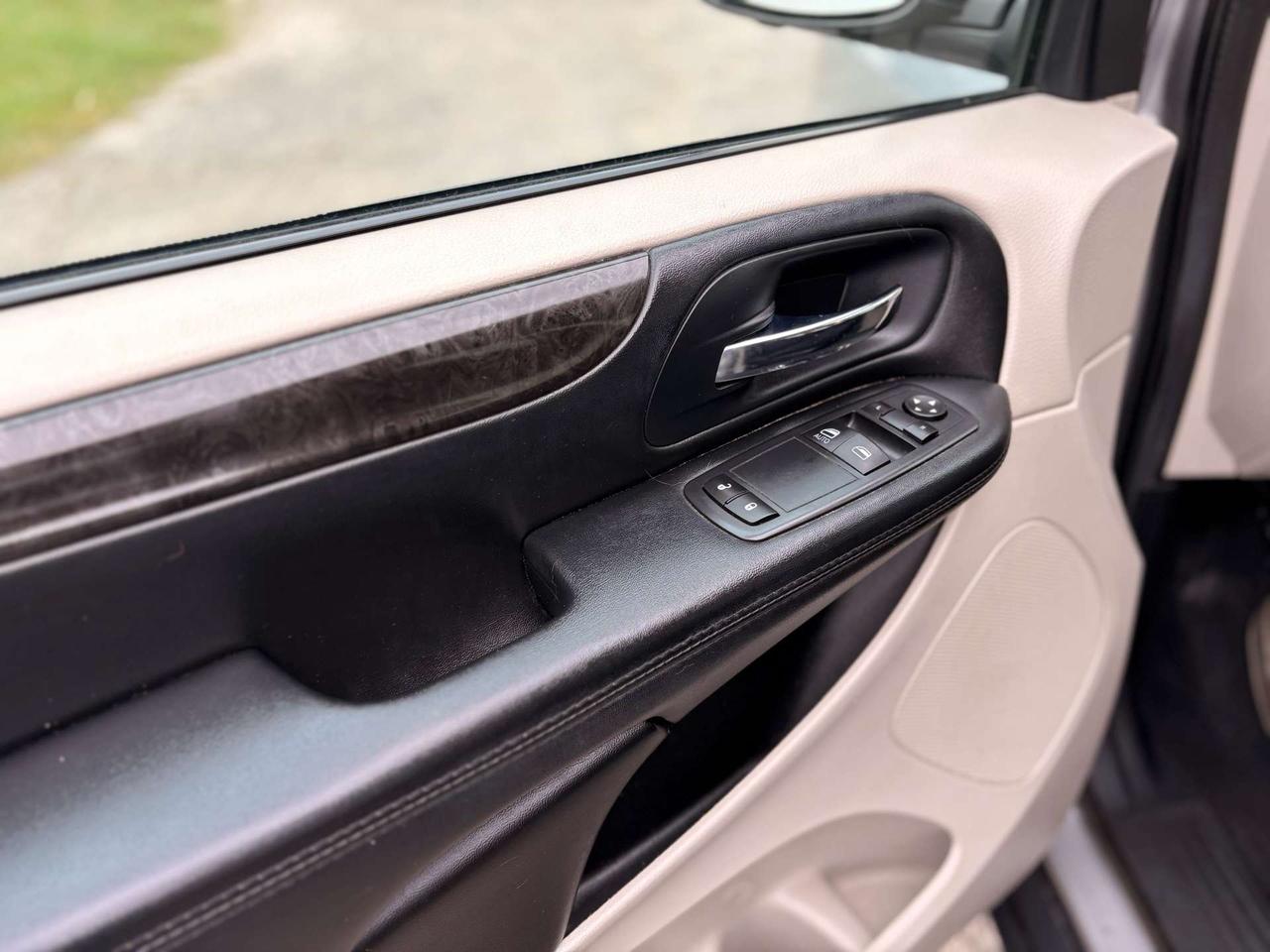 2017 Dodge Grand Caravan 4dr Wgn Canada Value Package Photo