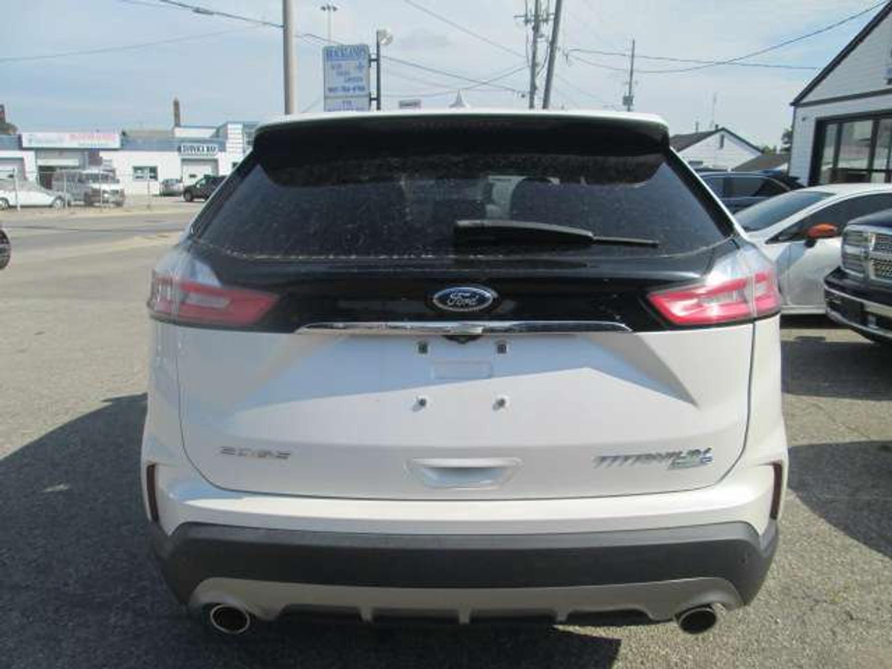 2019 Ford Edge Titanium, Local Trade, Leather, Sunroof, Navi Photo