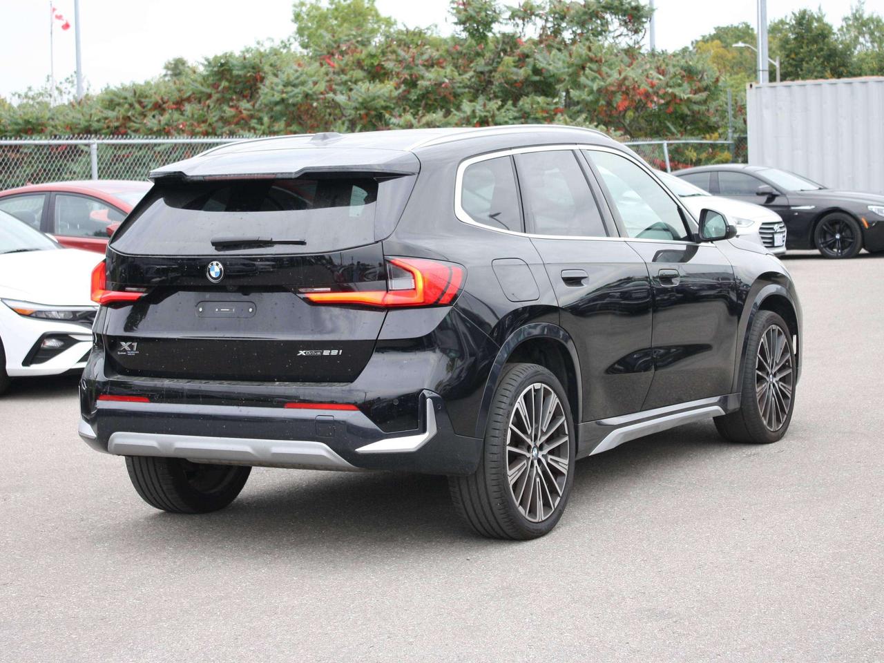 2024 BMW X1 xDrive / Heated Seats / Digital Cockpit / AWD Photo4