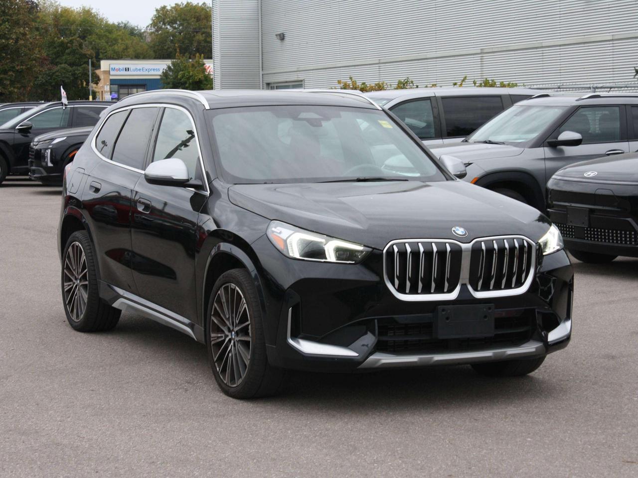 2024 BMW X1 xDrive / Heated Seats / Digital Cockpit / AWD Photo