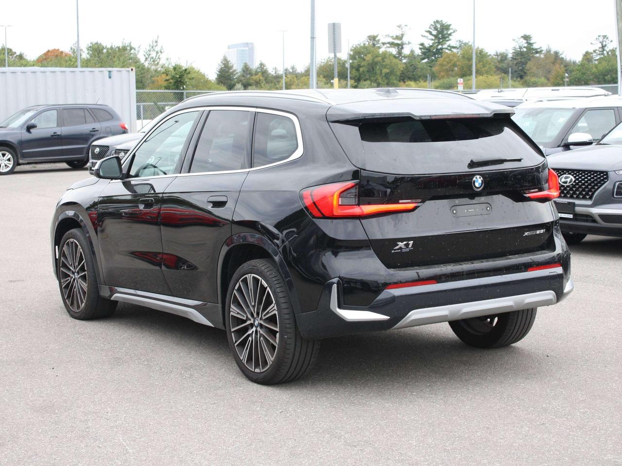 2024 BMW X1 xDrive / Heated Seats / Digital Cockpit / AWD Photo