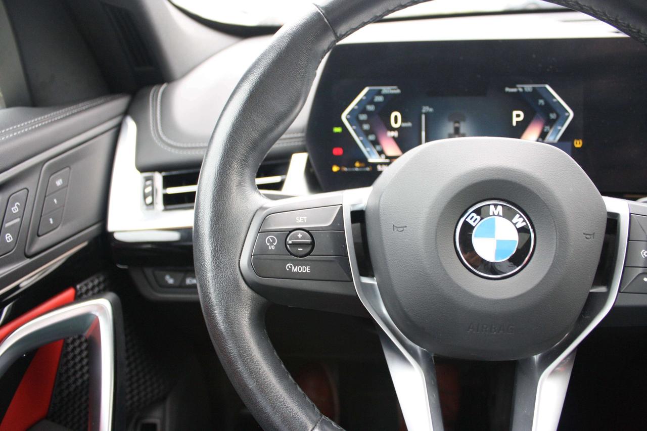 2024 BMW X1 xDrive / Heated Seats / Digital Cockpit / AWD Photo