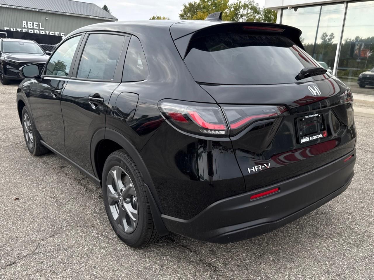2027 Honda HR-V LX 4dr All-Wheel Drive Photo2