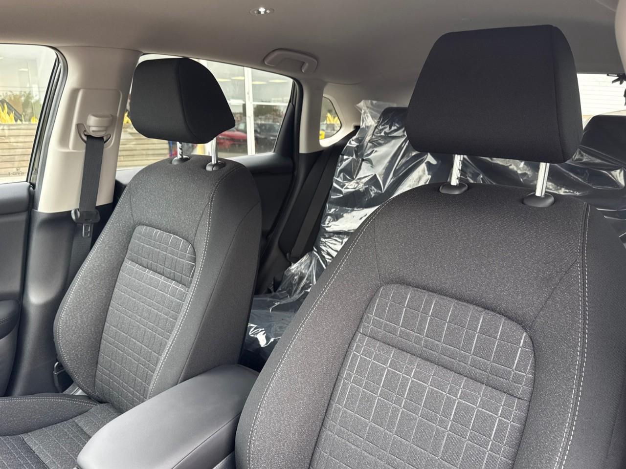 2027 Honda HR-V LX 4dr All-Wheel Drive Photo