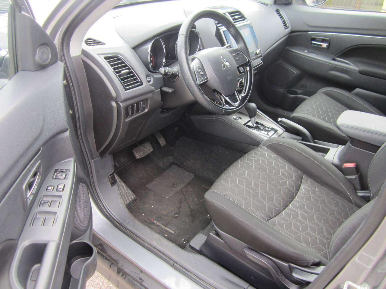 2024 Mitsubishi RVR SE AWC NO ACCIDENTS! 1 PRICE ONLY! NO ADMIN FEES! Photo