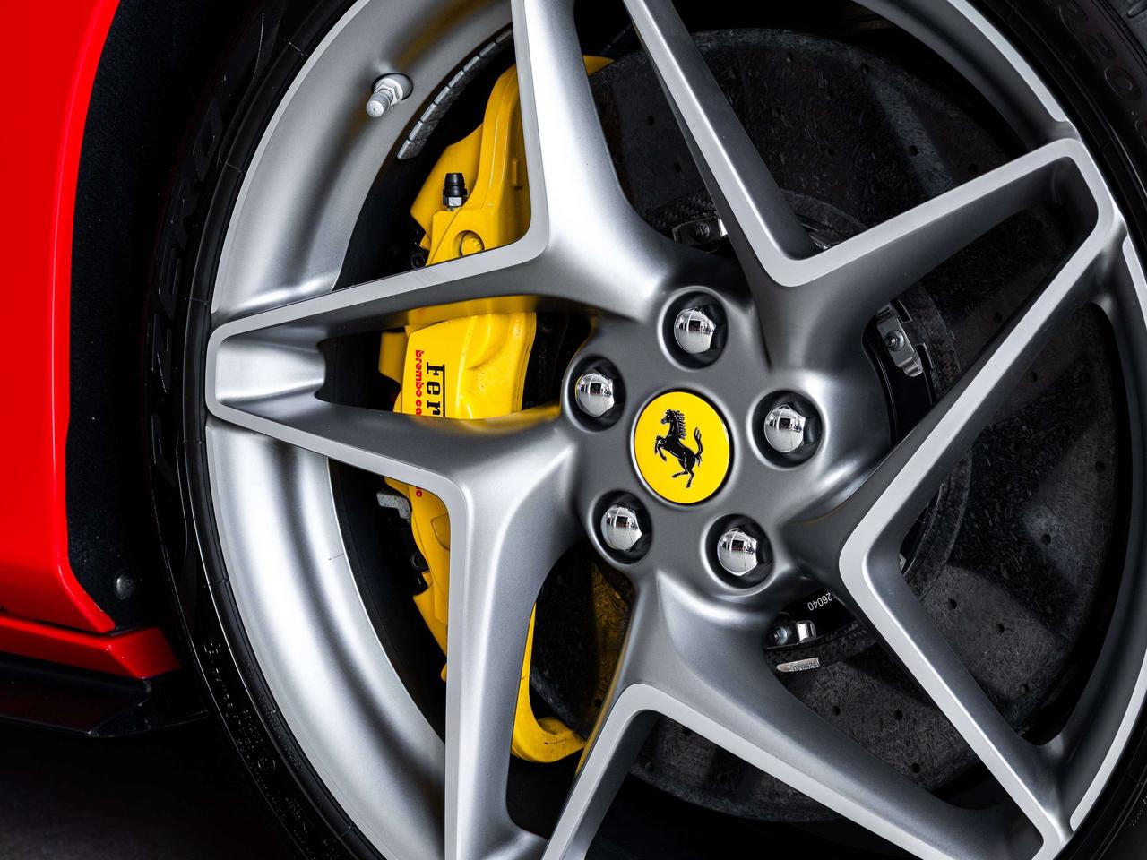 2021 Ferrari F8 Tributo  Photo
