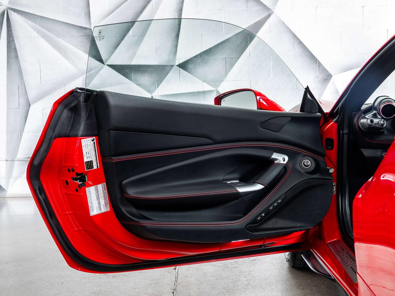2021 Ferrari F8 Tributo  Photo