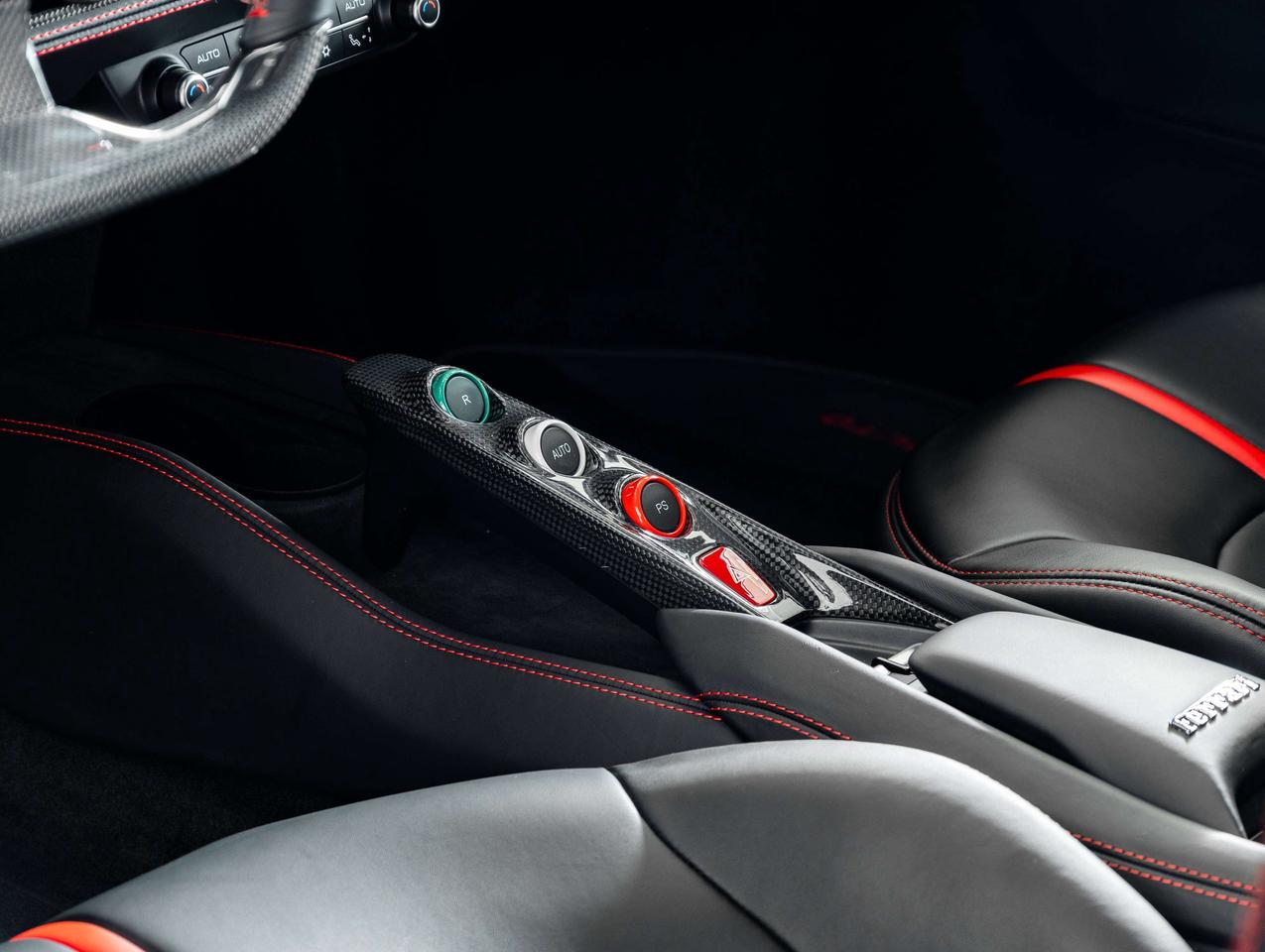 2021 Ferrari F8 Tributo  Photo