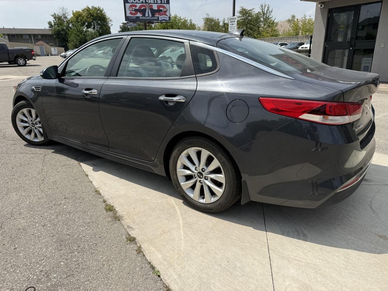 2016 Kia Optima 4DR SDN LX Photo