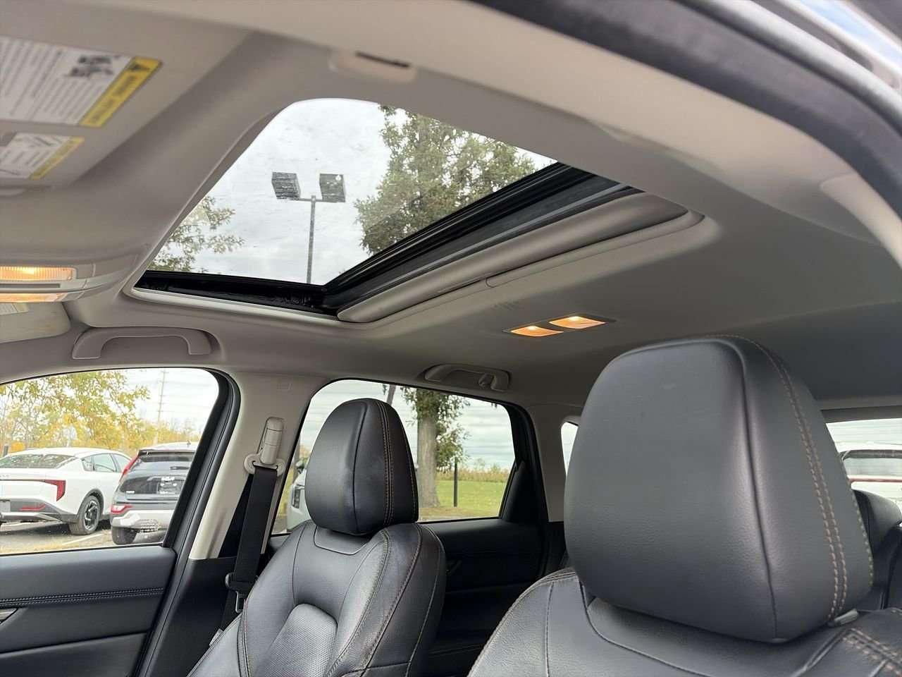 2020 Mazda CX-5 GT AWD NO ACCIDENTS   BOSE PREM SPKRS   POWER LIFTGATE   NAVI   KEYLESS ENTRY   PUSH BUTTON START Photo