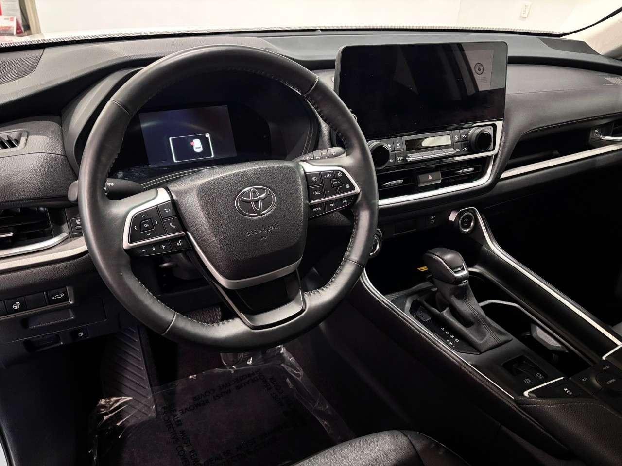 2025 Toyota Grand Highlander Hybrid XLE AWD Photo