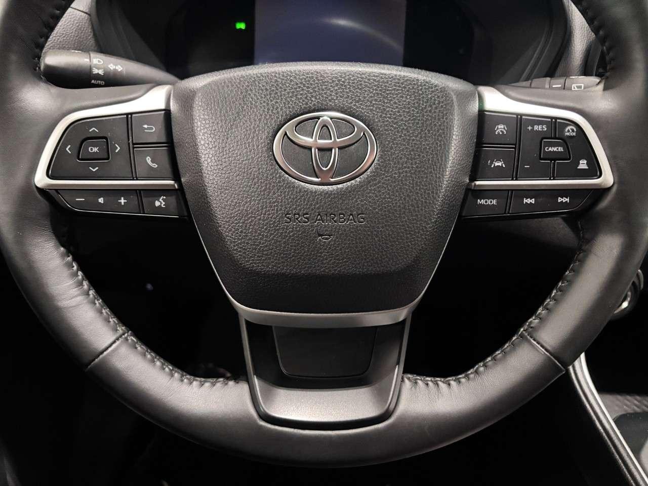 2025 Toyota Grand Highlander Hybrid XLE AWD Photo