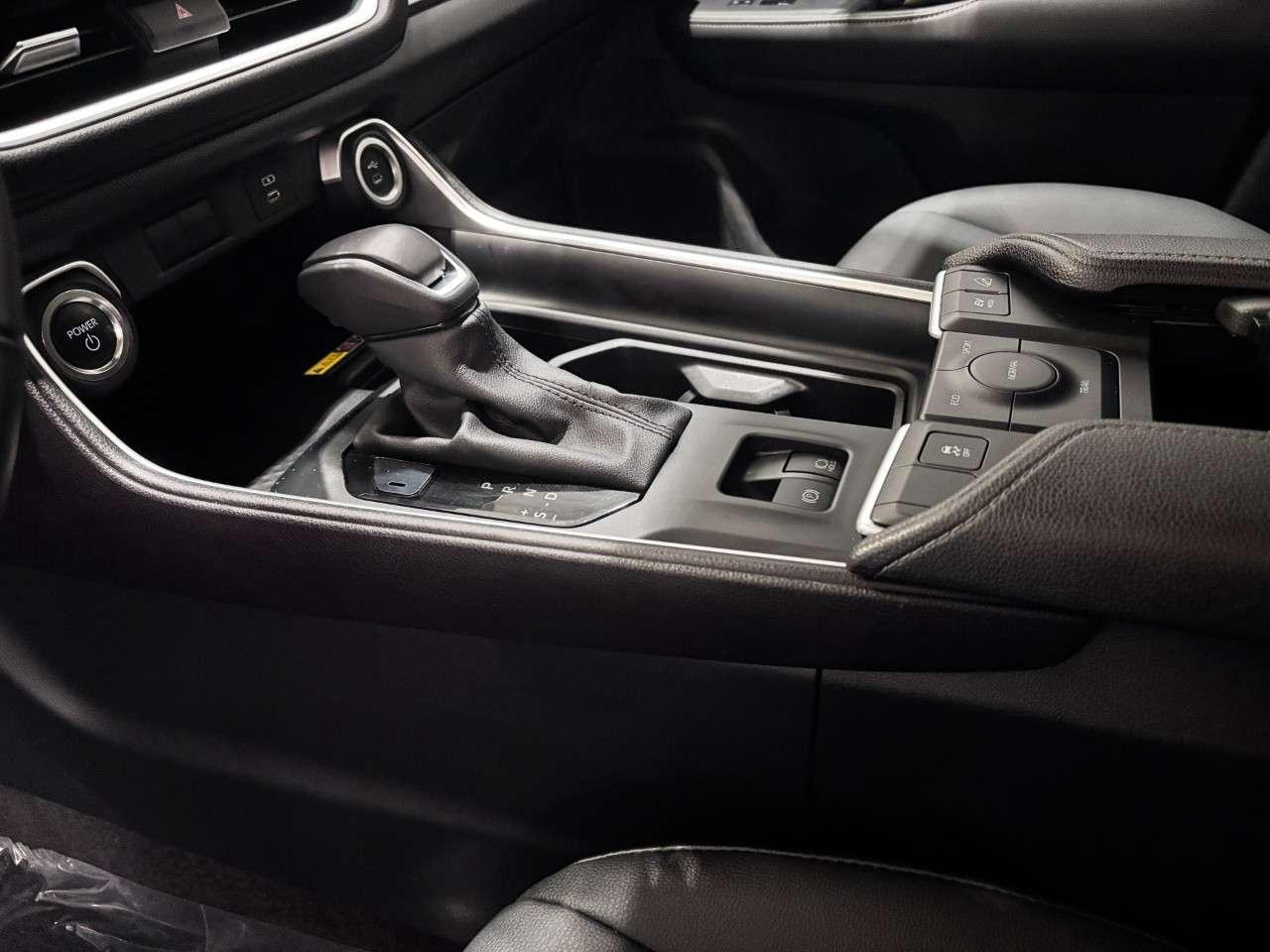 2025 Toyota Grand Highlander Hybrid XLE AWD Photo