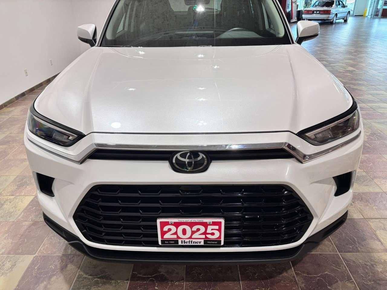 2025 Toyota Grand Highlander Hybrid XLE AWD Photo