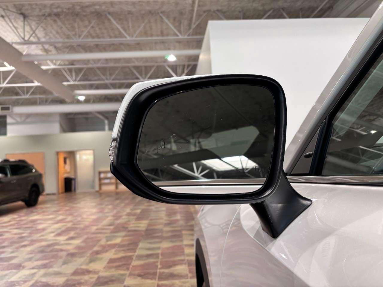 2025 Toyota Grand Highlander Hybrid XLE AWD Photo