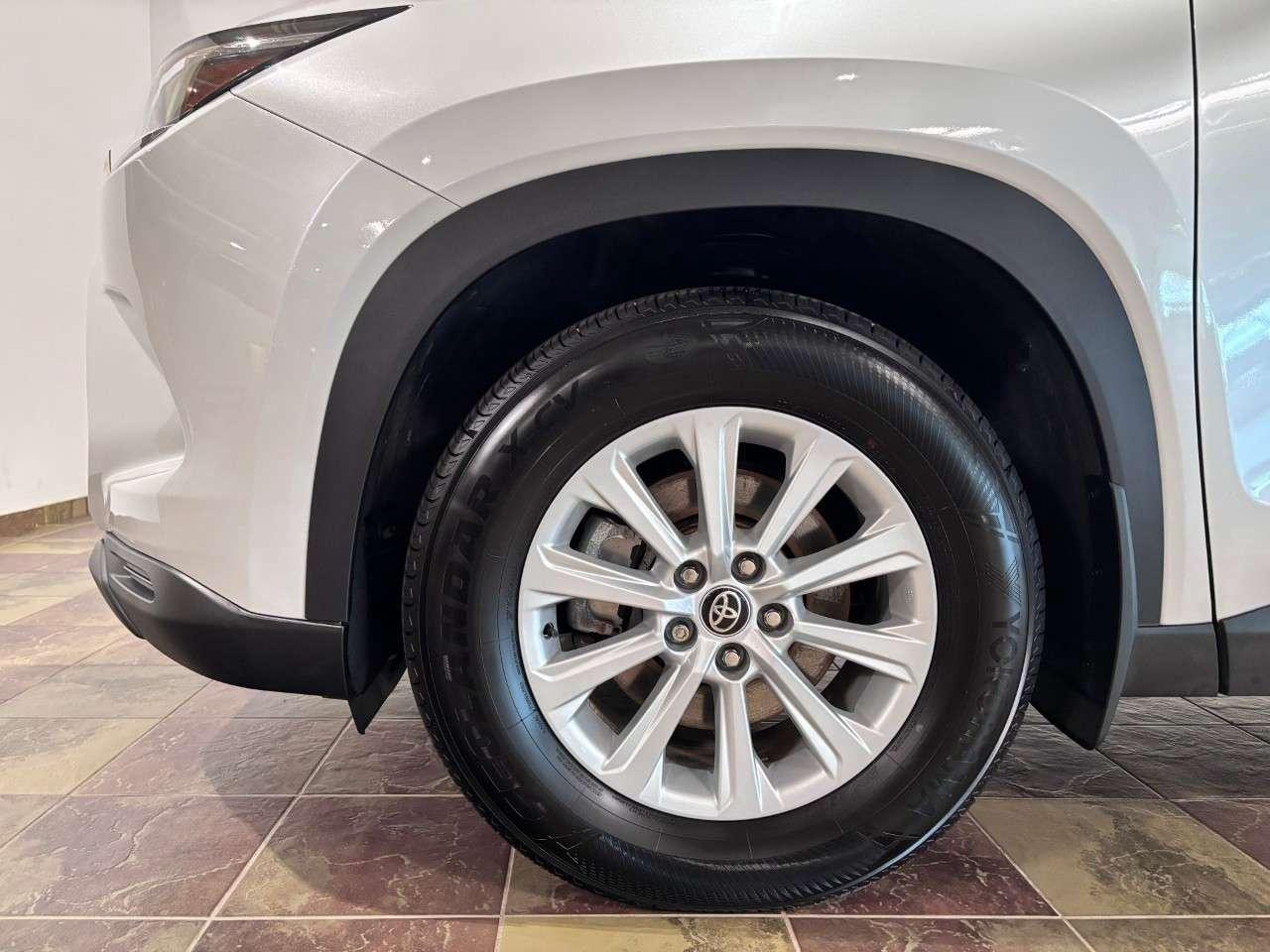 2025 Toyota Grand Highlander Hybrid XLE AWD Photo