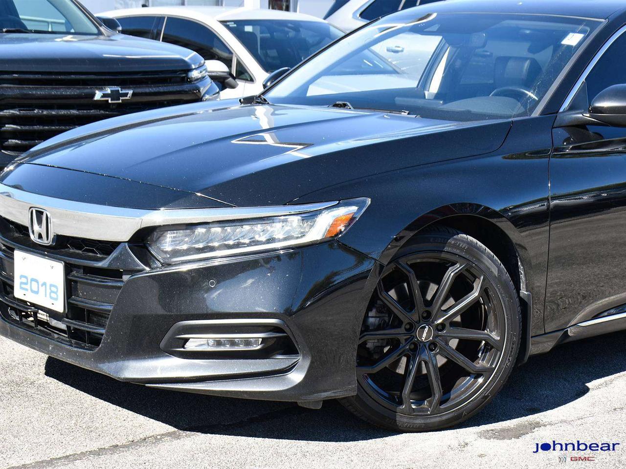 2018 Honda Accord LEATHER   REMOTE START   NAVIGATION   AFTERMARKET Photo2