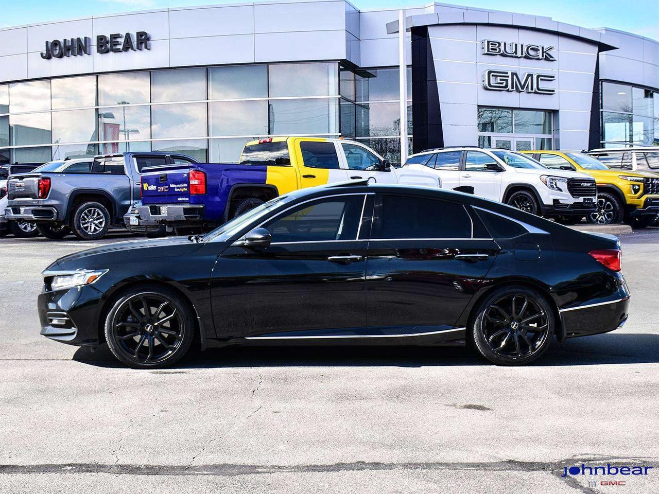 2018 Honda Accord LEATHER   REMOTE START   NAVIGATION   AFTERMARKET Photo